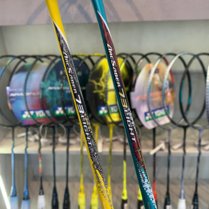 Vợt Yonex Arcsaber 73 Light 