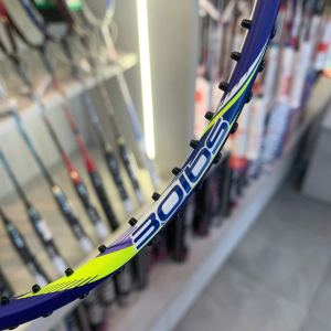 Vợt Yonex Voltric Light 20i